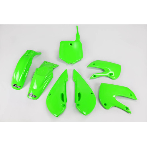 UFO Plastkit Kawasaki green