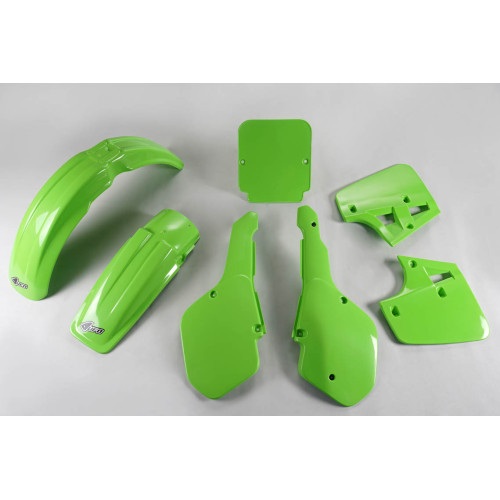 UFO Plastkit Kawasaki green