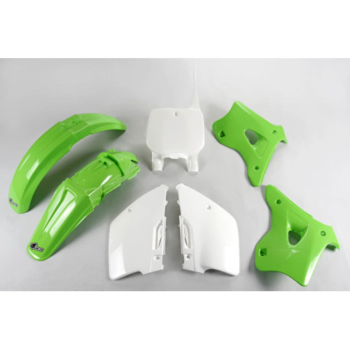 UFO Plastkit Kawasaki 999 97-98