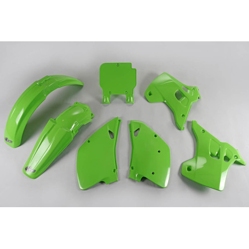 UFO Plastkit Kawasaki green