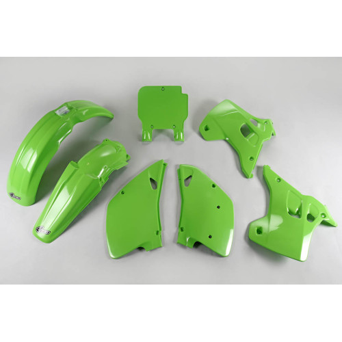 UFO Plastkit Kawasaki green