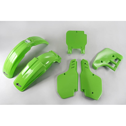 UFO Plastkit Kawasaki green