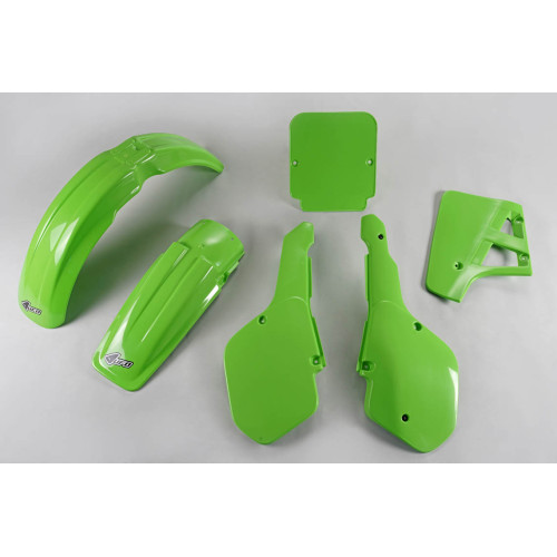 UFO Plastkit Kawasaki green