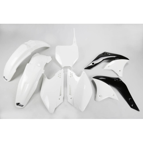 UFO Plastkit Kawasaki white