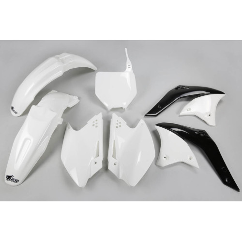 UFO Plastkit Kawasaki white