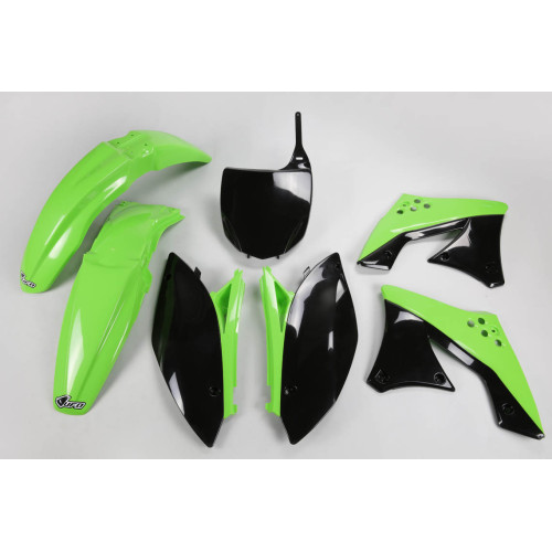 UFO Plastkit Kawasaki 999 09 & 12