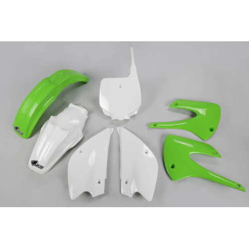 UFO Plastkit Kawasaki 999 13