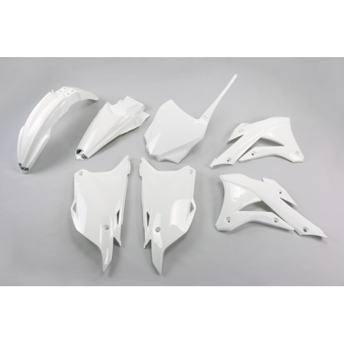 UFO Plastkit Kawasaki white