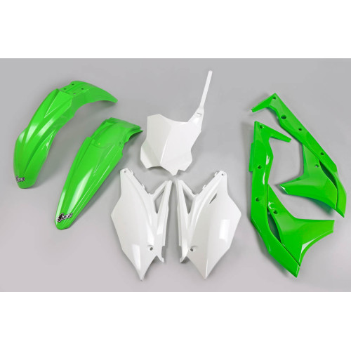 UFO Plastkit Kawasaki 999 19