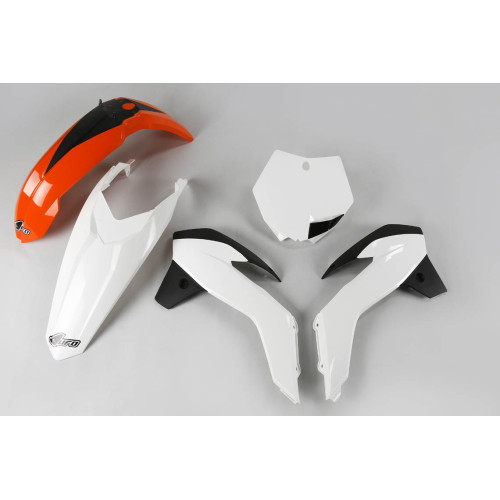 UFO Plastkit Ktm 999 17