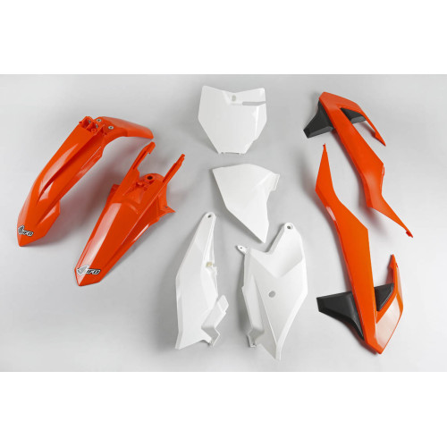 UFO Plastkit Ktm 999 18