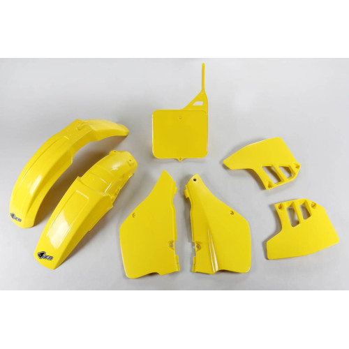 UFO Plastkit Suzuki yellow