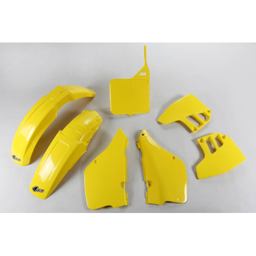 UFO Plastkit Suzuki yellow