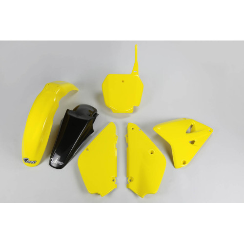 UFO Plastkit Suzuki 999 16