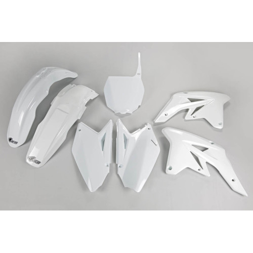 UFO Plastkit Suzuki white