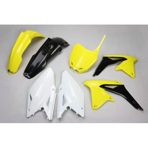 UFO Plastkit Suzuki 999 13