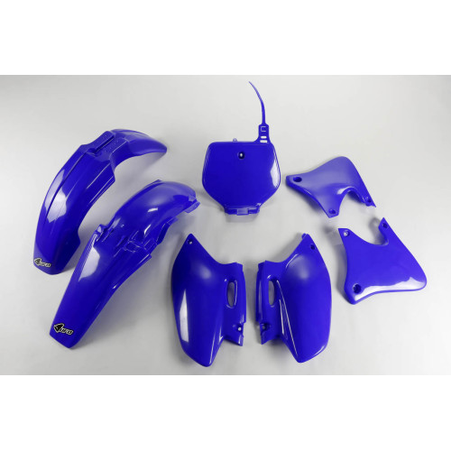 UFO Plastkit Yamaha blue