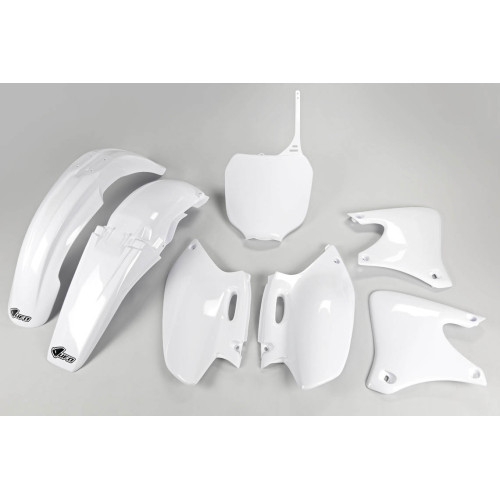 UFO Plastkit Yamaha white