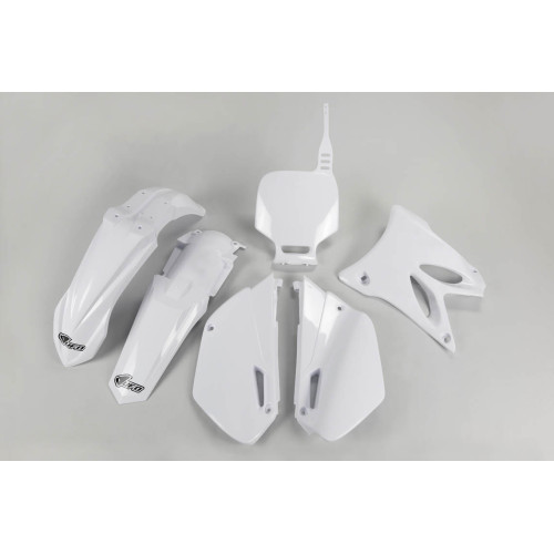 UFO Plastkit Yamaha white