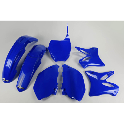 UFO Plastkit Yamaha blue