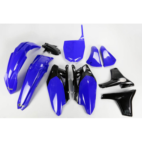 UFO Plastkit Yamaha blue