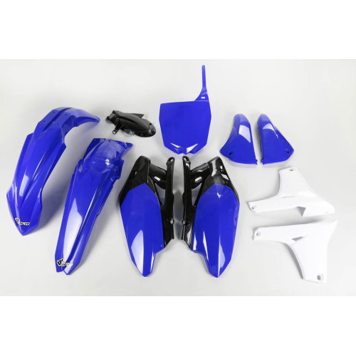 UFO Plastkit Yamaha blue