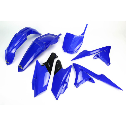 UFO Plastkit Yamaha blue