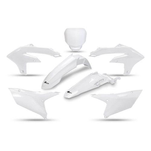 UFO Plastkit Yamaha white